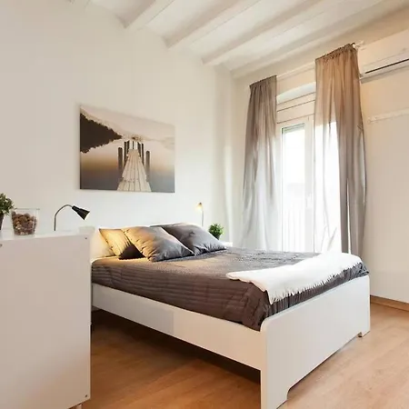 Centrico Estudio Zona Ramblas 22 Apartament *